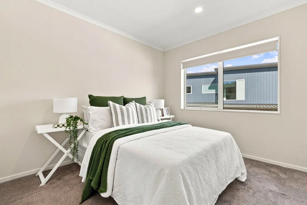 Photos of 1053b Whangaparaoa Road