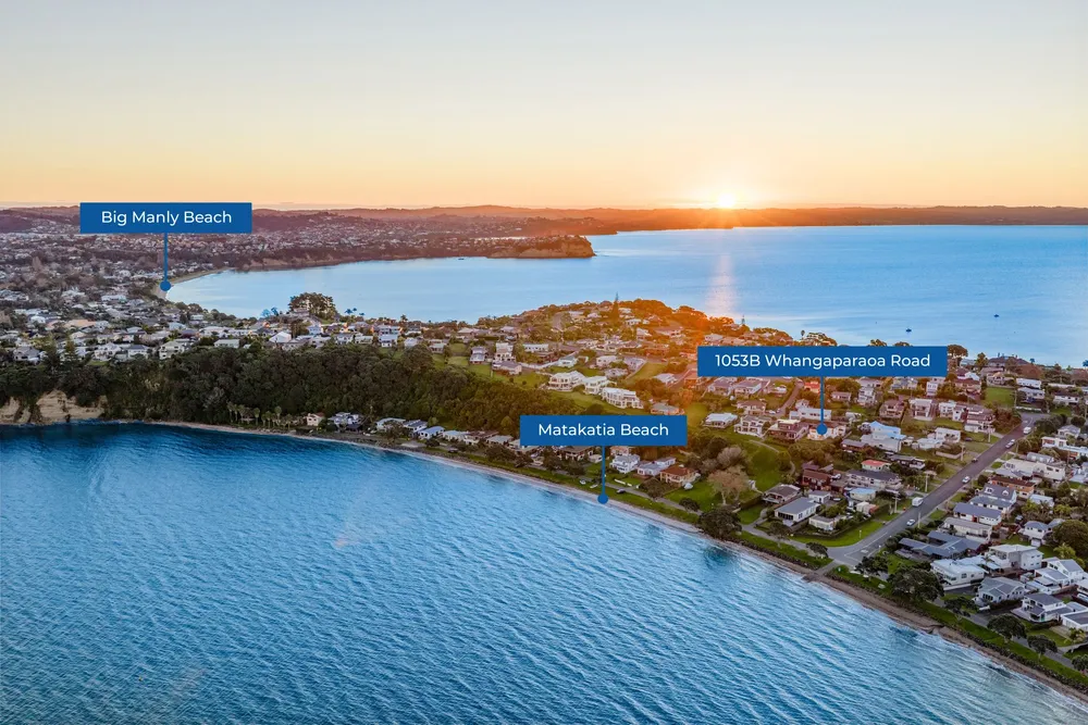 Photos of 1053b Whangaparaoa Road