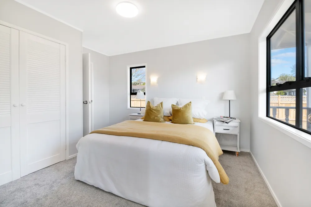 Photos of 1/107 Santiago Crescent