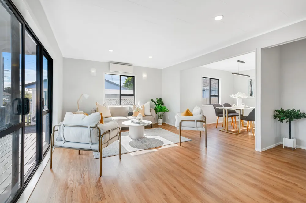 Photos of 1/107 Santiago Crescent