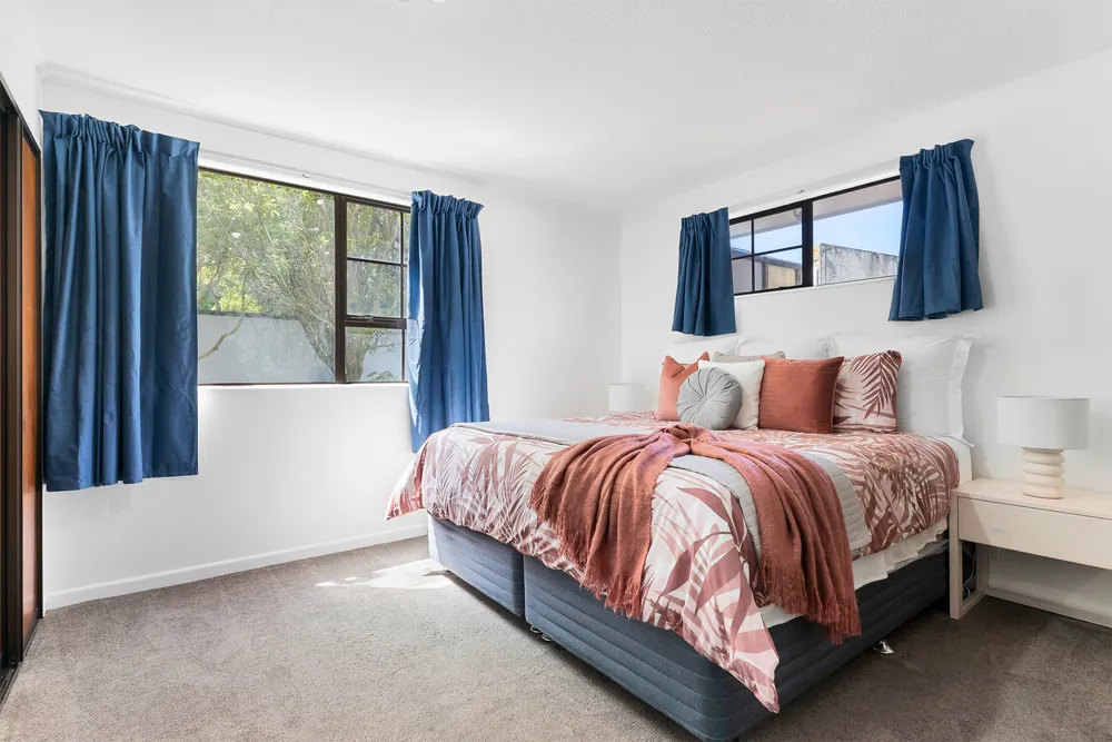 Photos of 7 Mandeville Crescent