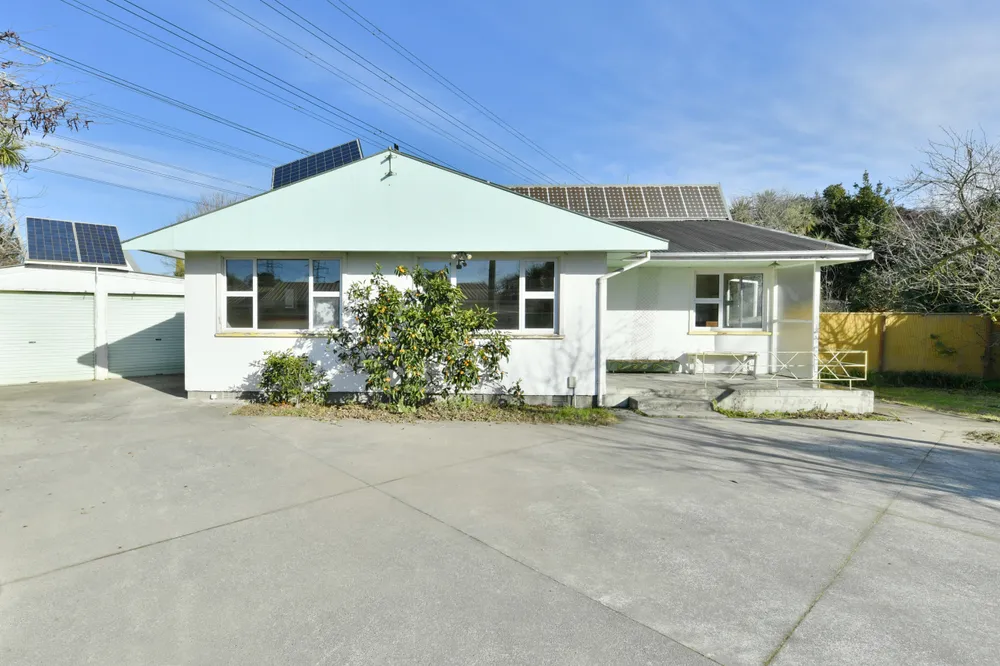 Photos of 31 Appleby Crescent