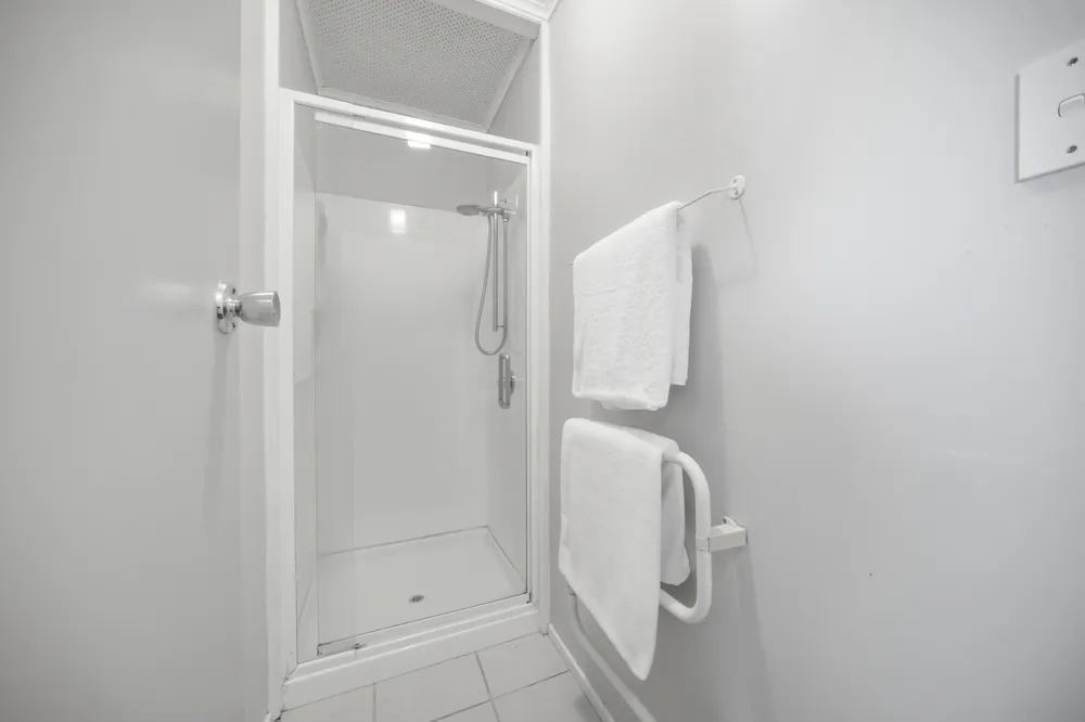 Photos of 1 Cyclarama Crescent