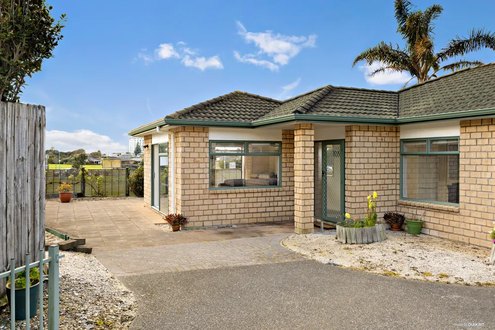 Photos of 3 Grand Drive