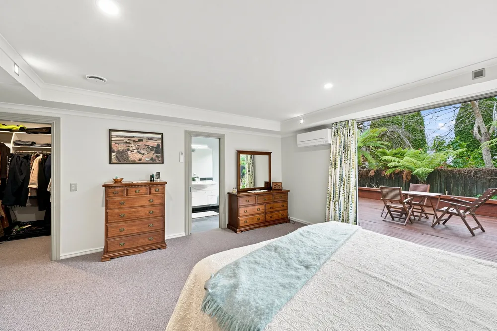 Photos of 157A Bowenvale Avenue