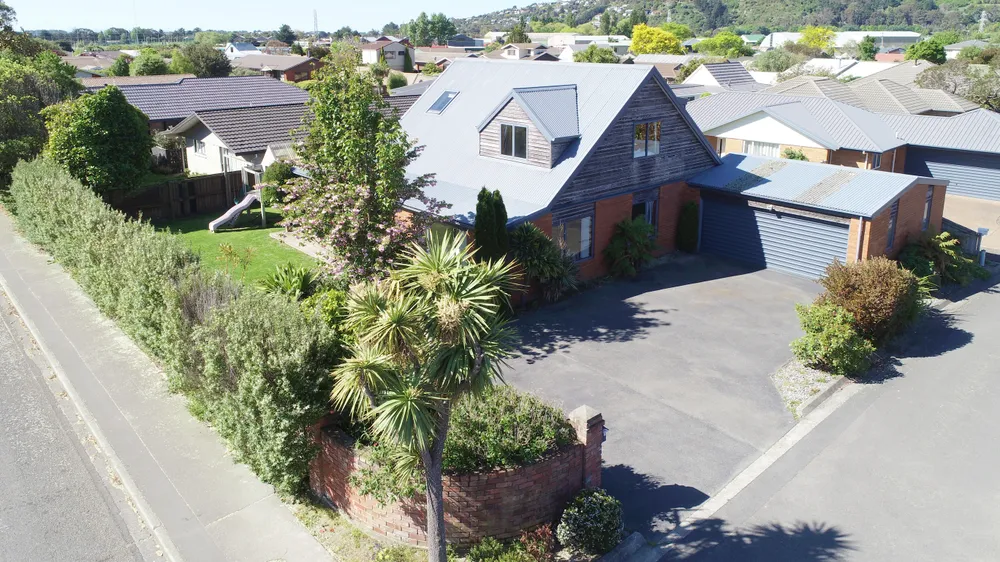 Photos of 1 Carinya Lane