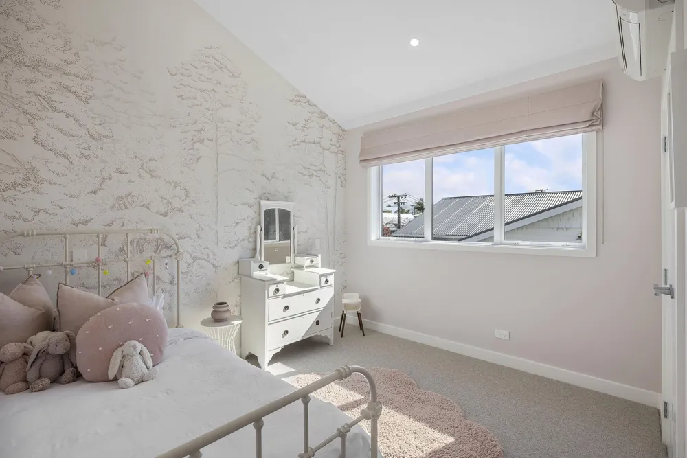 Photos of 10 Richard Street