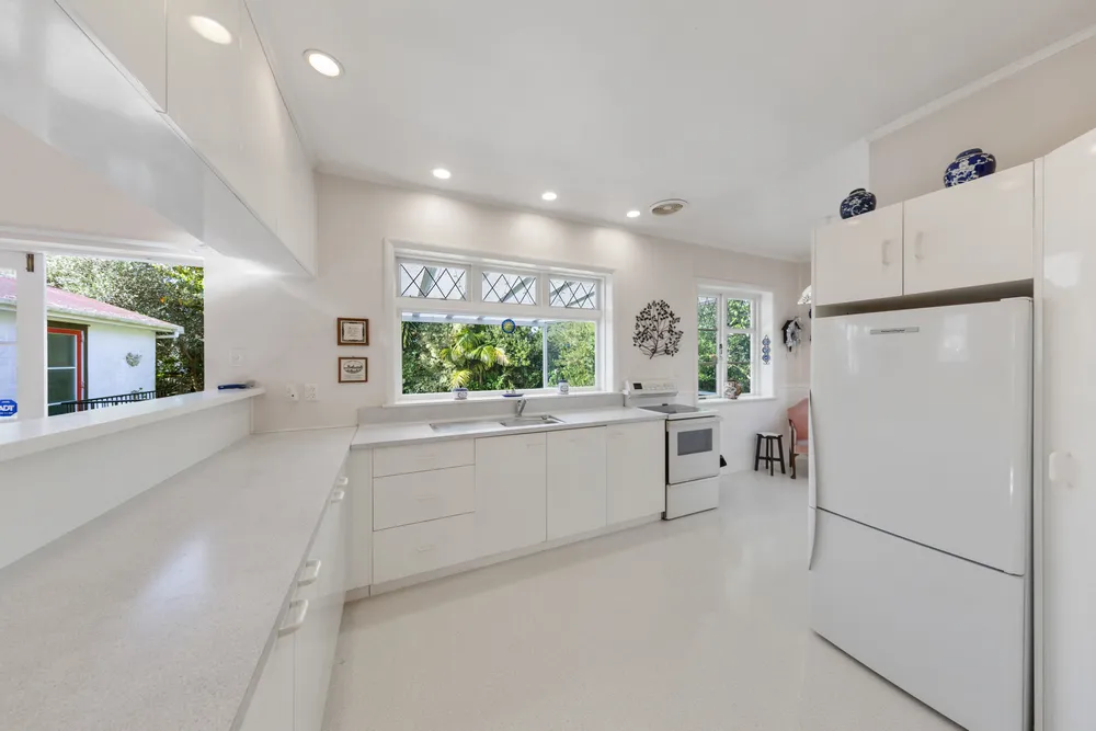 Photos of 48 Buckley Road