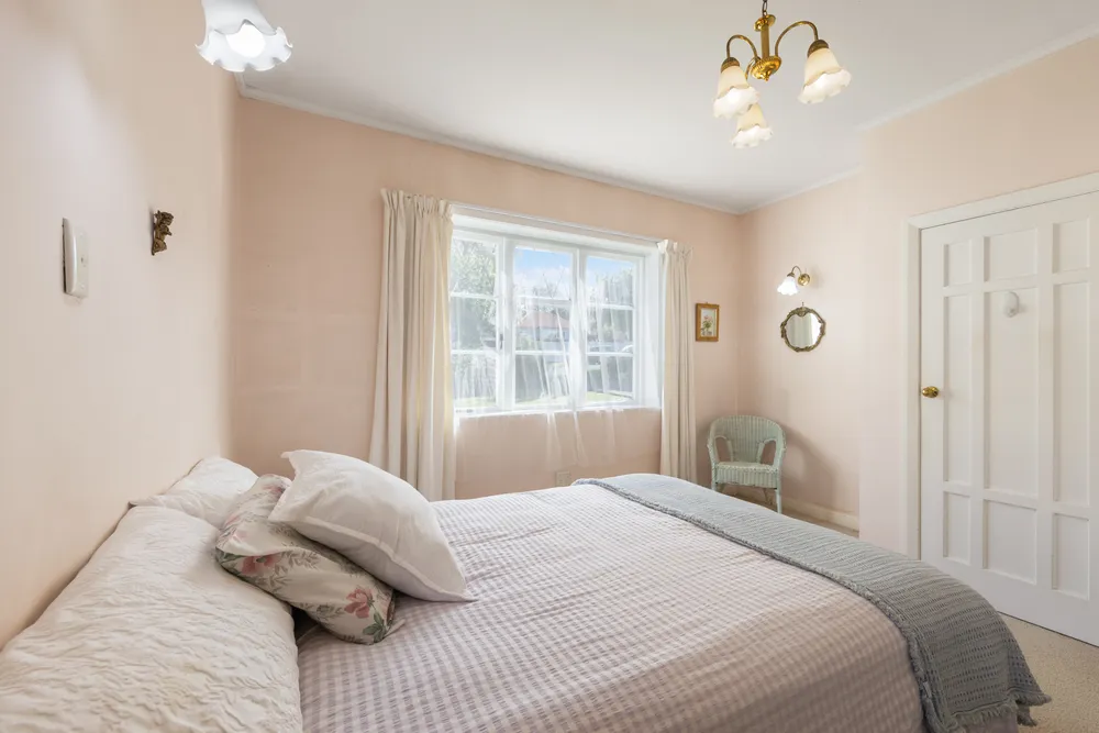 Photos of 48 Buckley Road