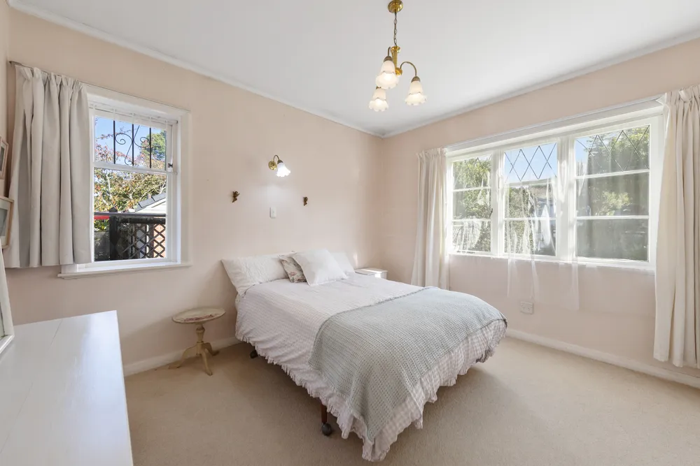 Photos of 48 Buckley Road