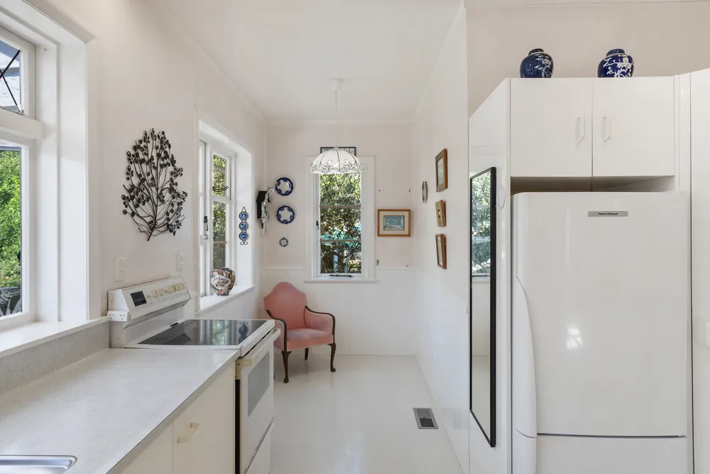 Photos of 48 Buckley Road