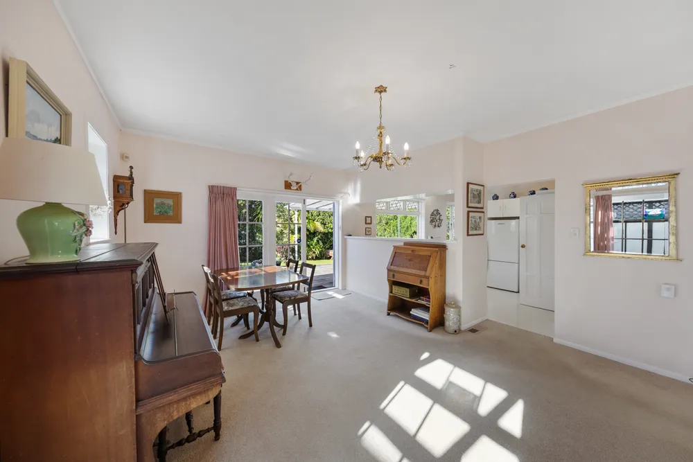 Photos of 48 Buckley Road