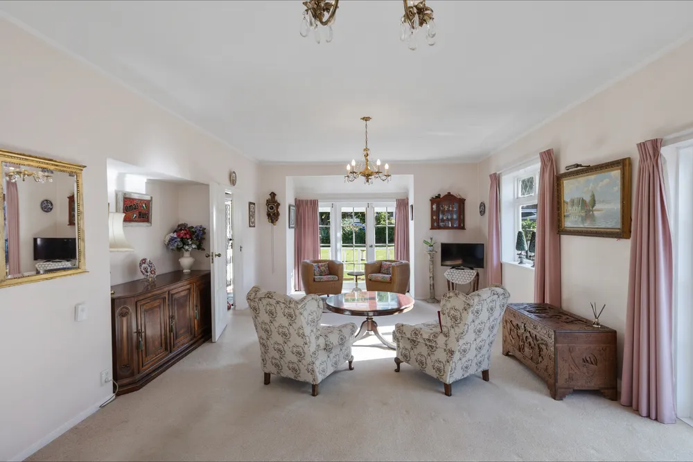 Photos of 48 Buckley Road
