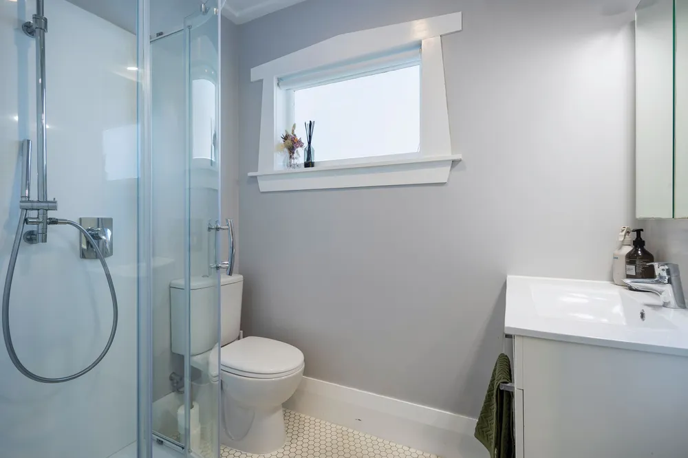 Photos of 6 Verona Avenue