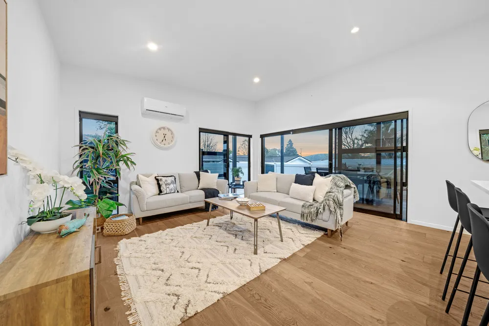 Photos of 5 Frank Place