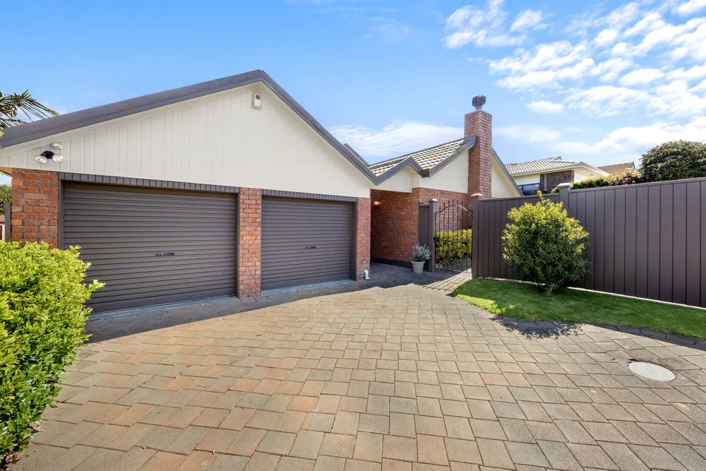 Photos of 12 St Simon Place