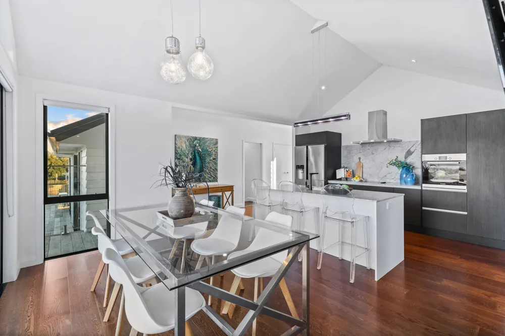 Photos of 72 Vaughans Road