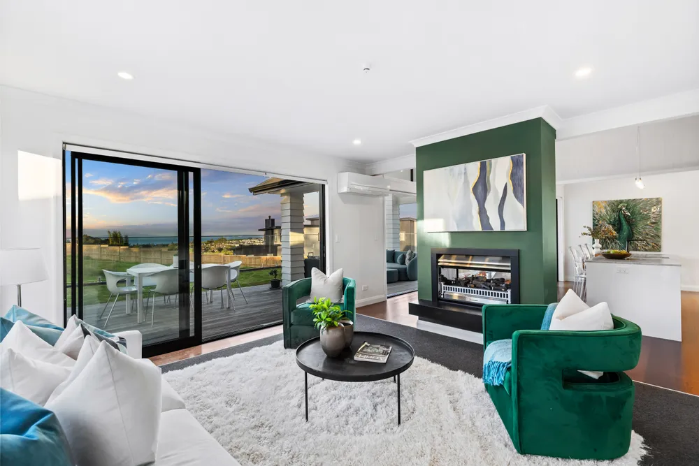 Photos of 72 Vaughans Road