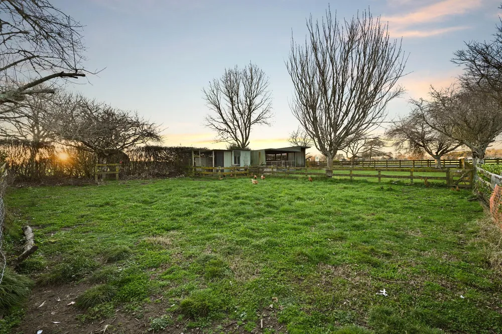 Photos of 77B Oaklea Lane