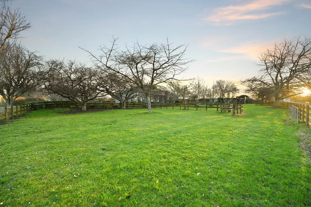 Photos of 77B Oaklea Lane