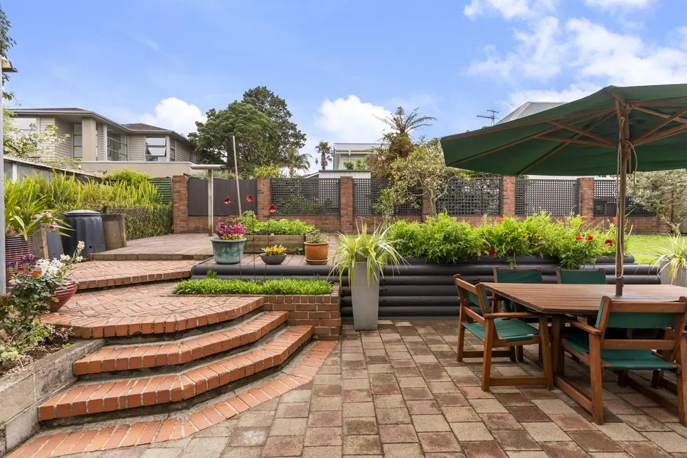 Photos of 10 Glenalmond Road