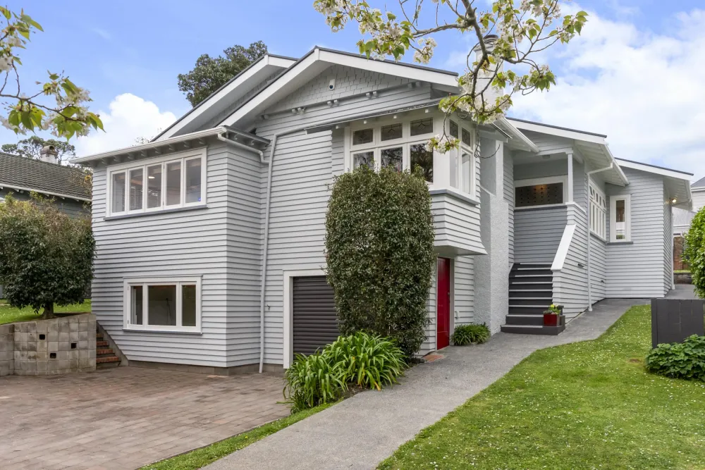 Photos of 10 Glenalmond Road