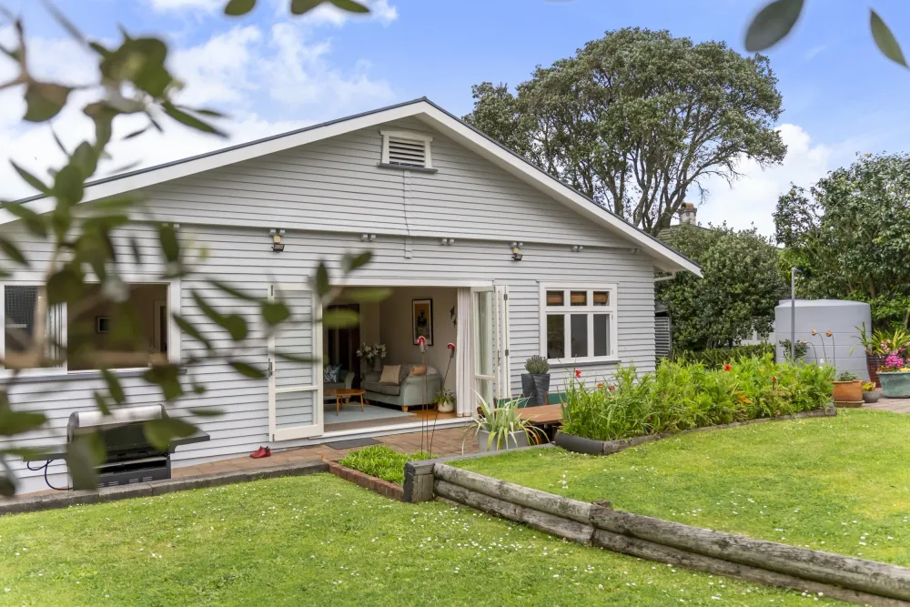 Photos of 10 Glenalmond Road