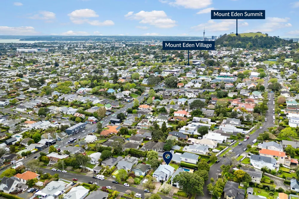Photos of 10 Glenalmond Road