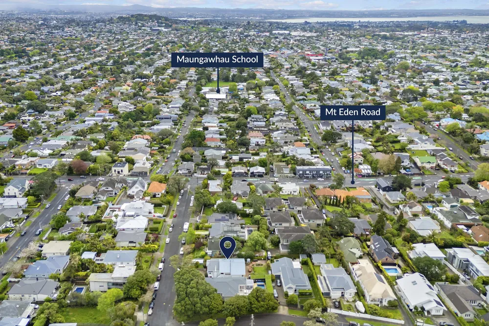 Photos of 10 Glenalmond Road