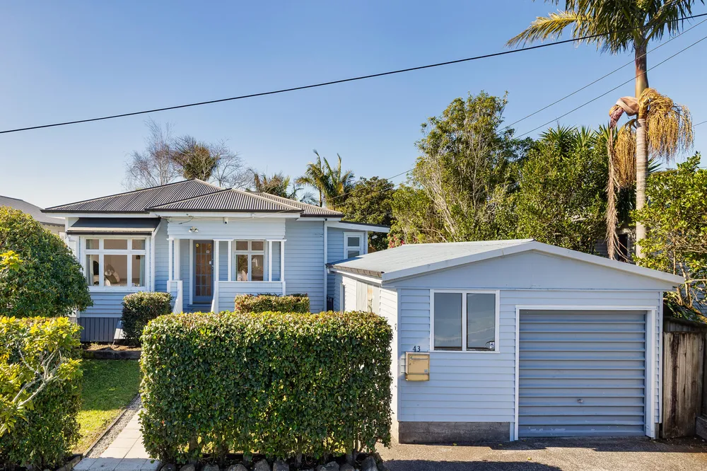 Photos of 43 Parkdale Road