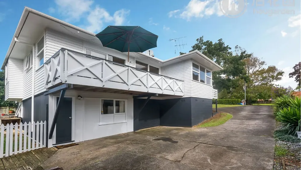 Photos of 8 Yeoman Place
