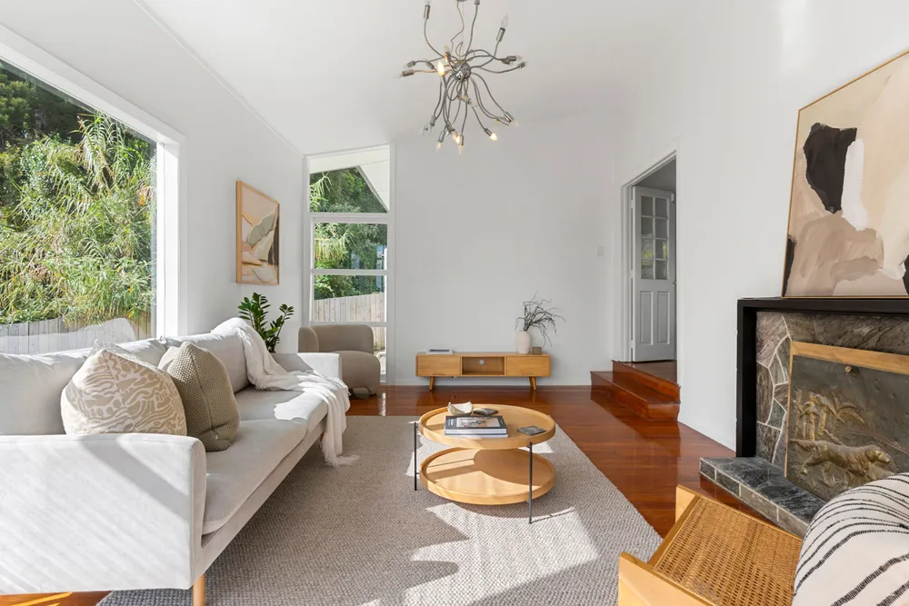 Photos of 93 Canongate Street