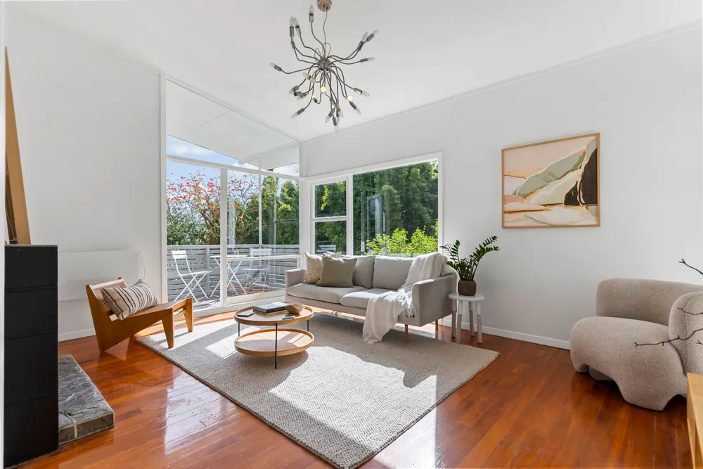 Photos of 93 Canongate Street
