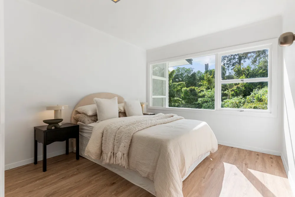 Photos of 93 Canongate Street