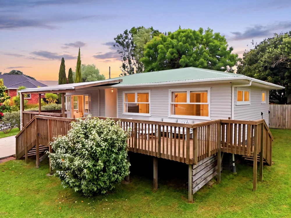 Photos of 34 Fairclough Road