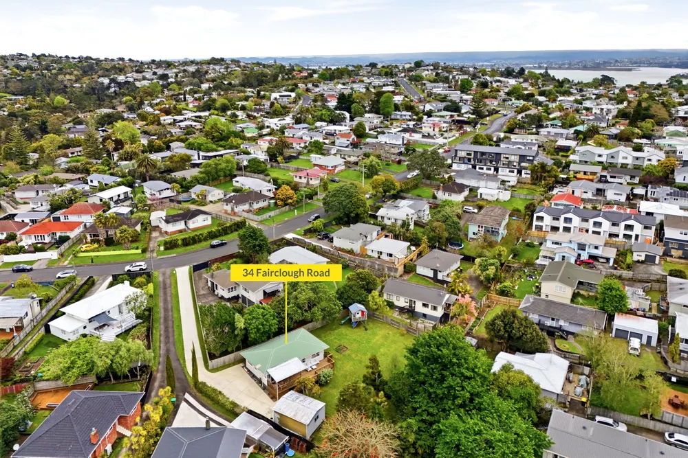 Photos of 34 Fairclough Road