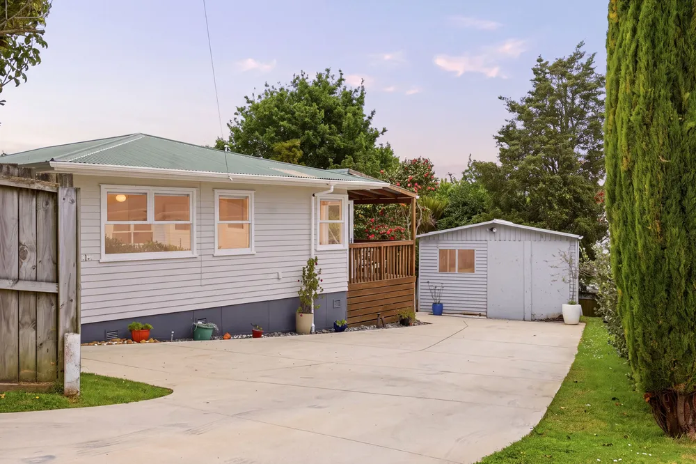 Photos of 34 Fairclough Road