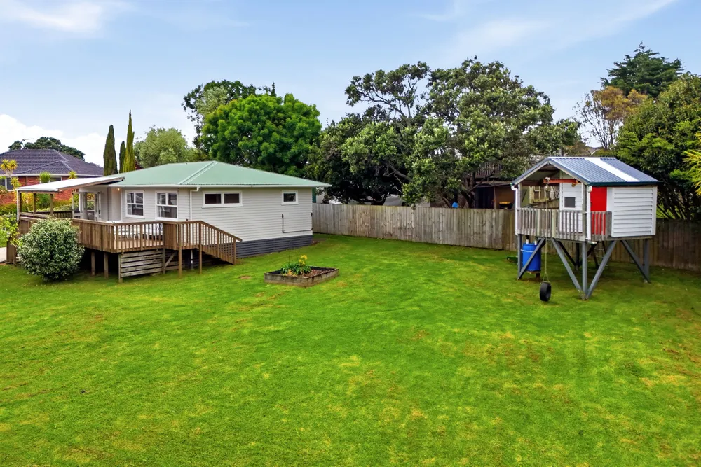 Photos of 34 Fairclough Road