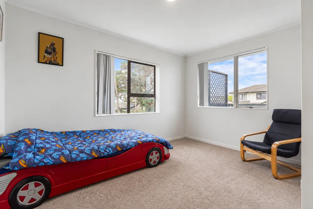 Photos of 143 Puhinui Road