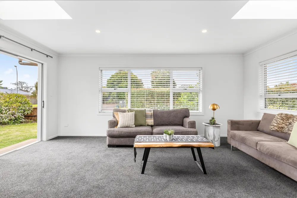 Photos of 44 Vernall Street