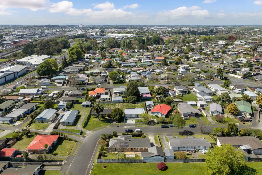 Photos of 44 Vernall Street