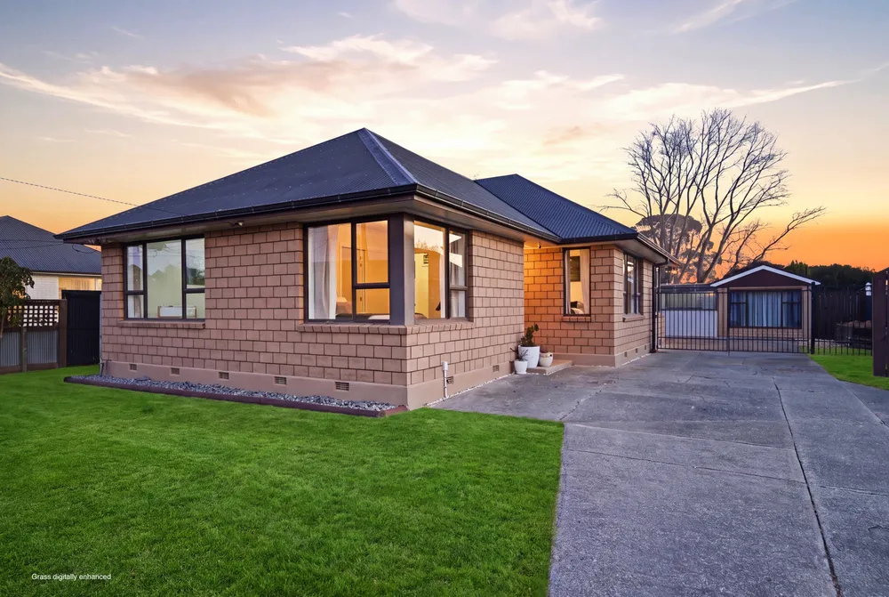 Photos of 90 Ascot Avenue