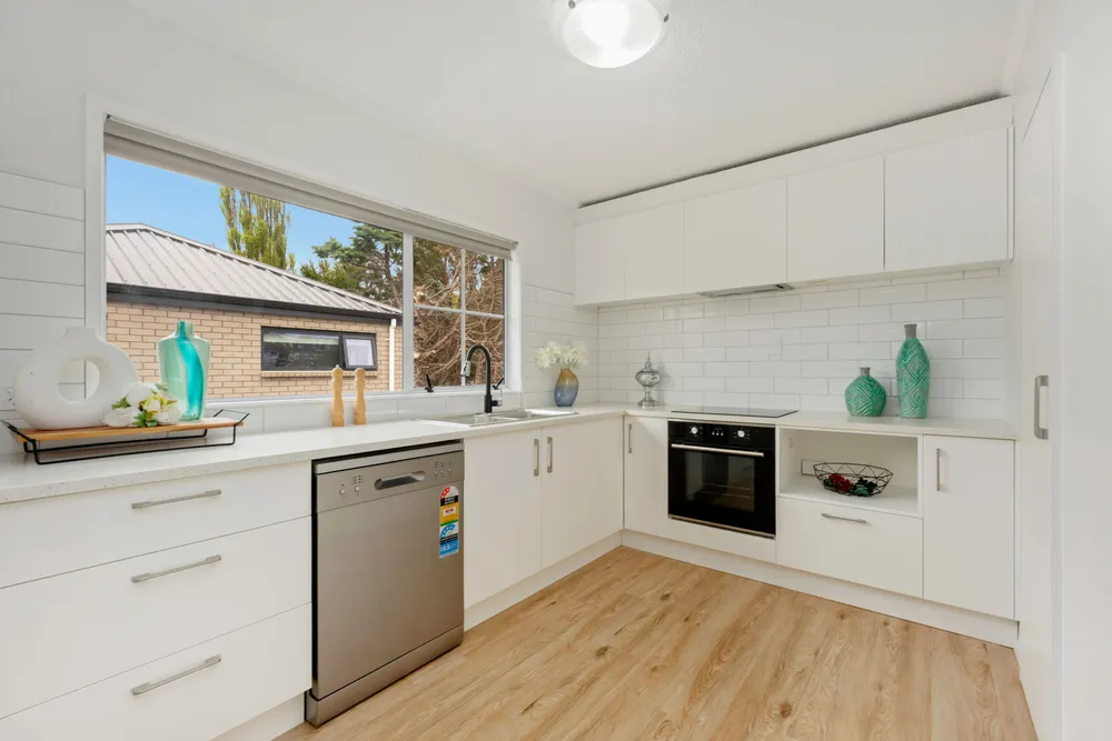 Photos of 2/3 Ronald Macken Place