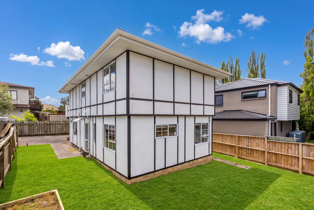 Photos of 2/3 Ronald Macken Place
