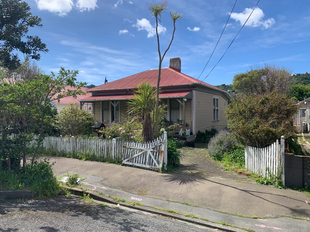 Photos of 15 Severn Street