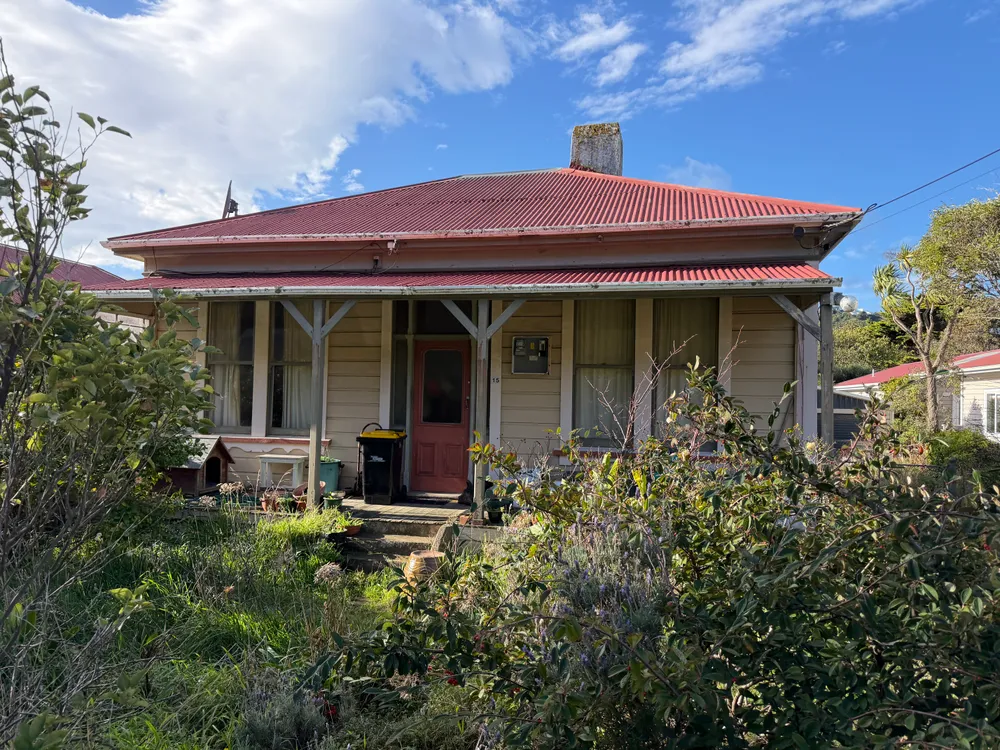 Photos of 15 Severn Street