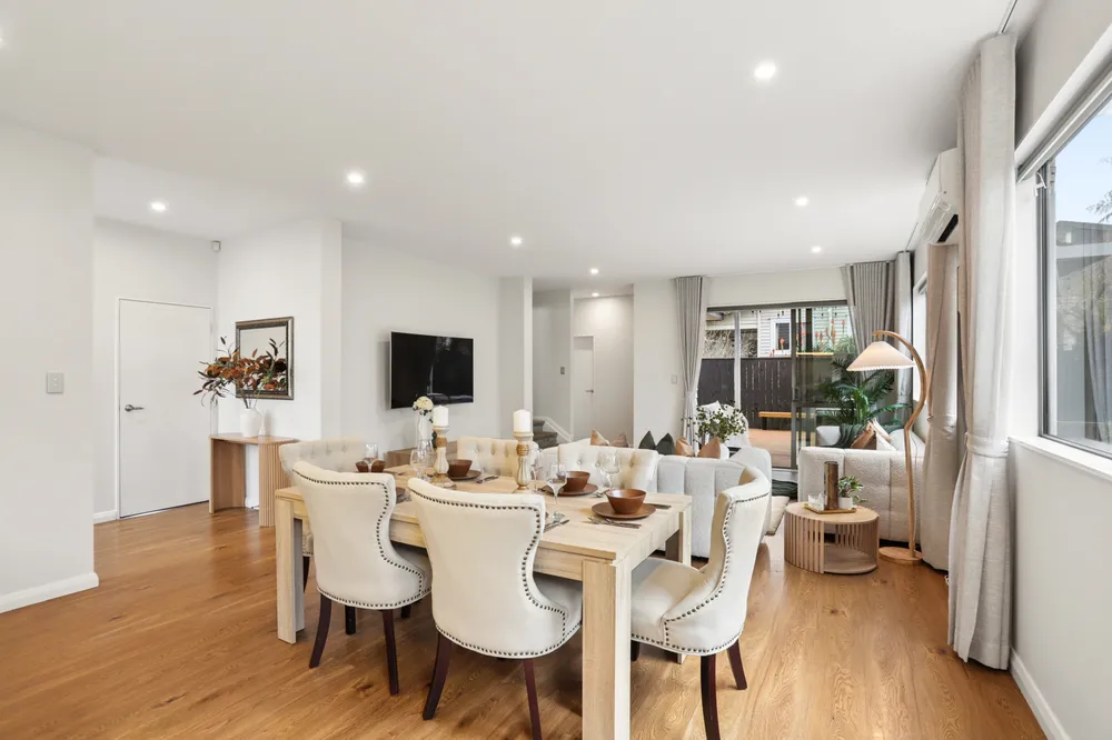 Photos of 680 Mount Albert Road