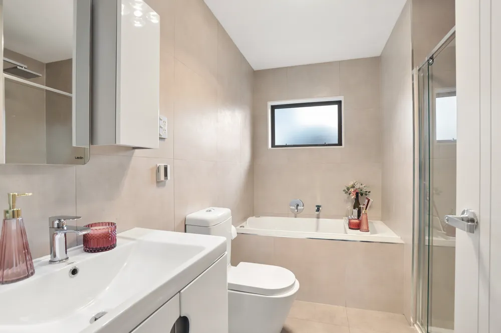 Photos of 680 Mount Albert Road