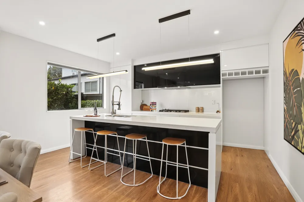 Photos of 680 Mount Albert Road
