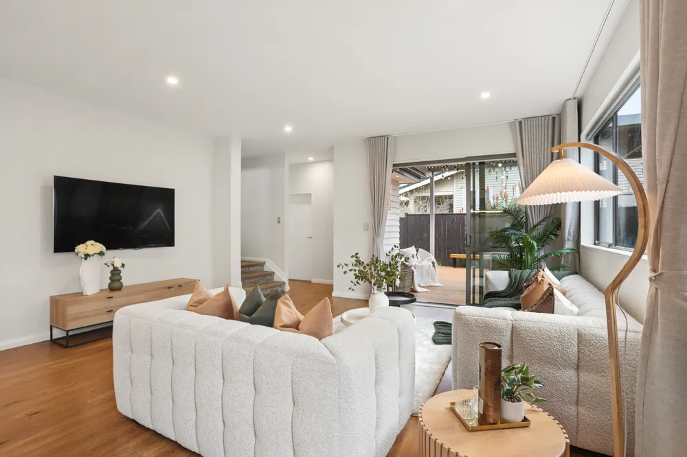 Photos of 680 Mount Albert Road